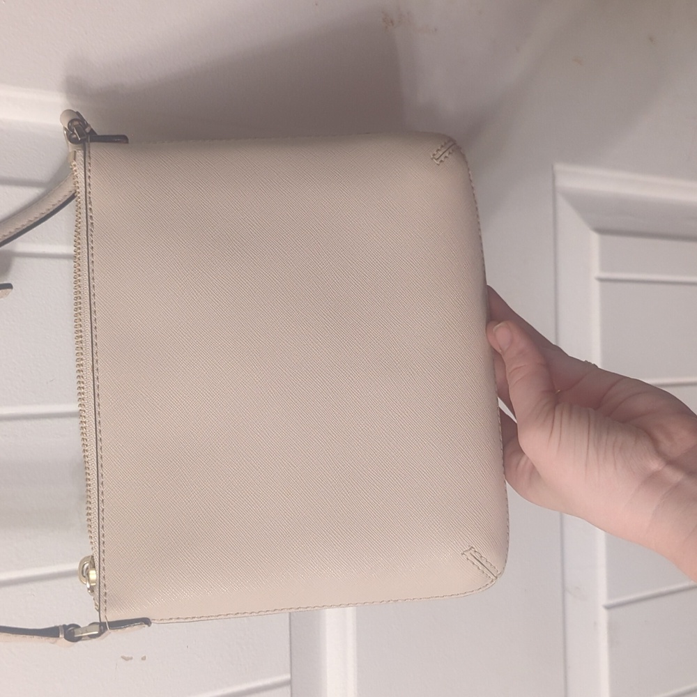 Kate Spade Cameron Street Tenley Crossbody, Color-Cream EUC - Picture 5 of 8